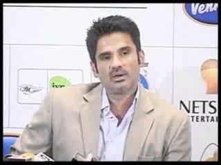 Suniel - Mana Shetty At Akon's Concert Press Meet - Bollywoodhungama.com