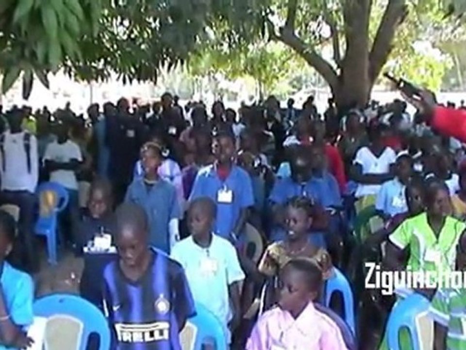 TEST- L'Hymne National retentit à Oussouye
