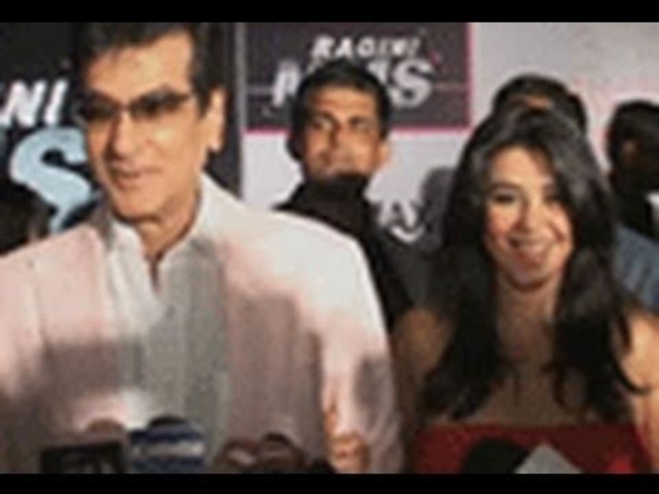 Star Studded Premiere Of Ekta Kapoor's Ragini MMS - Bollywood Hungama Exclusive