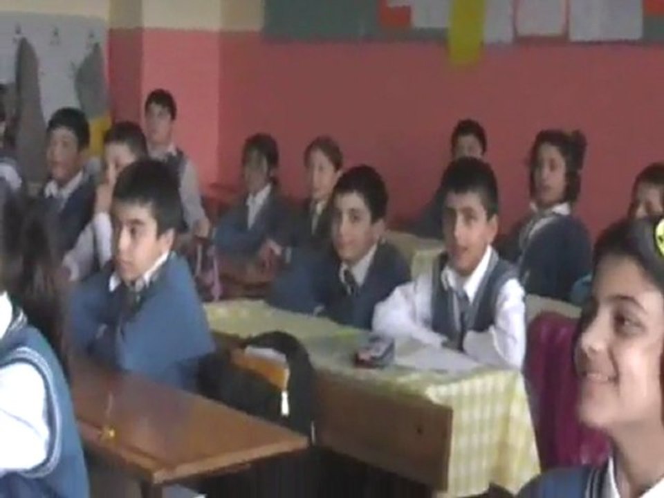 TAYFUR ÇETİN'in 5/E sınıfının  drama oyunu