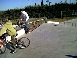 jason au skate park a fabregues