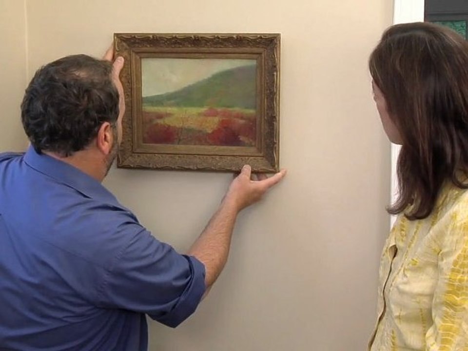 How to hang a picture