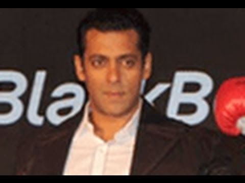 Bollywood Superstar Salman Khan Wishes Amitabh Bachchan, Aishwarya Rai, Abhishek