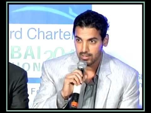 Bollywood's Handsome Hunks - John Abraham, Rahul Bose & Milind Somant at Mumbai Marathon 2012