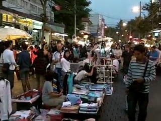 Hymne national Sunday Market