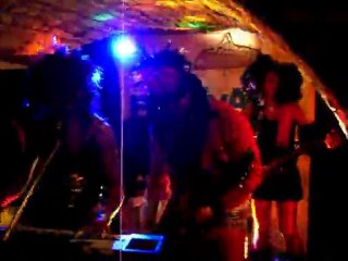 Les Nez A Foot à la cour des Miracles à Besac