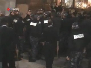 Rum ve Ermeni Papazlar Birbirine Girdi