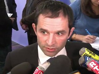 Listes électorales: le PS critique l'absence de campagne