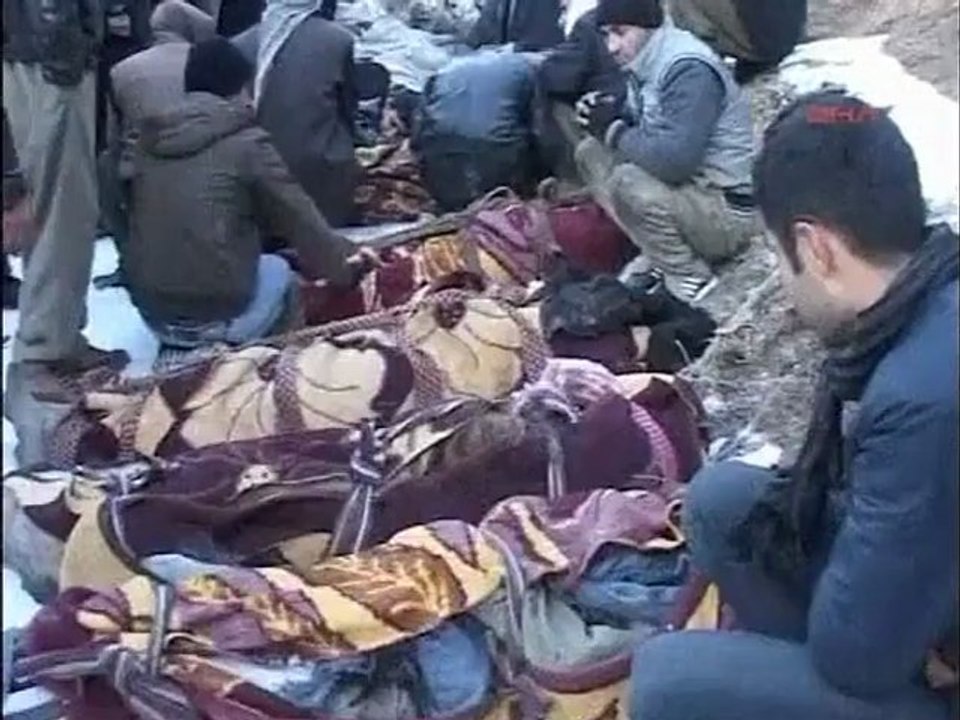 Air strike kills 30 in Turkey