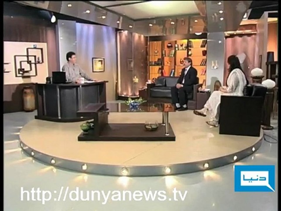 Azizi as Naveed Qamar - Sohail Ahmed - Hasb e Haal