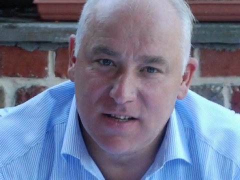 Europe1 recoit SOS Entrepreneur et des entrepreneurs de P.M.E sauvés par SOS Entrepreneur