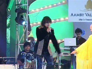 Bollywood Celebrities New Year Performance - Sonu Nigam