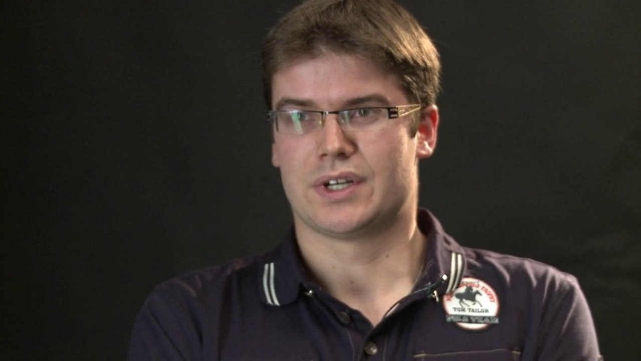 Geoffrey 23 ans, BTS Après-Vente Automobile, Licence professionnelle Organisation et Management Services Auto, à l'Institut Supérieur des Technologies Automobiles.