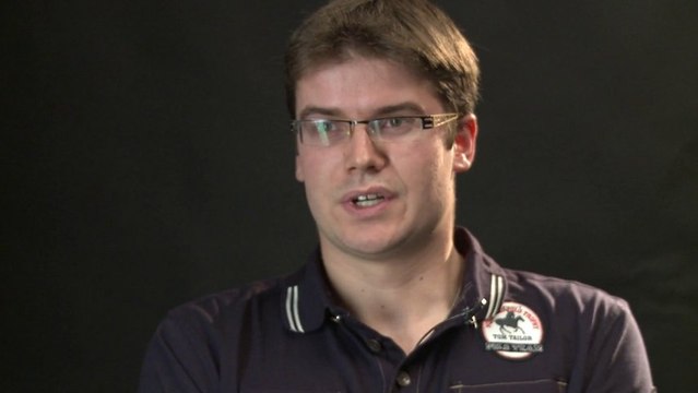 Geoffrey 23 ans, BTS Après-Vente Automobile, Licence professionnelle Organisation et Management Services Auto, à l'Institut Supérieur des Technologies Automobiles.