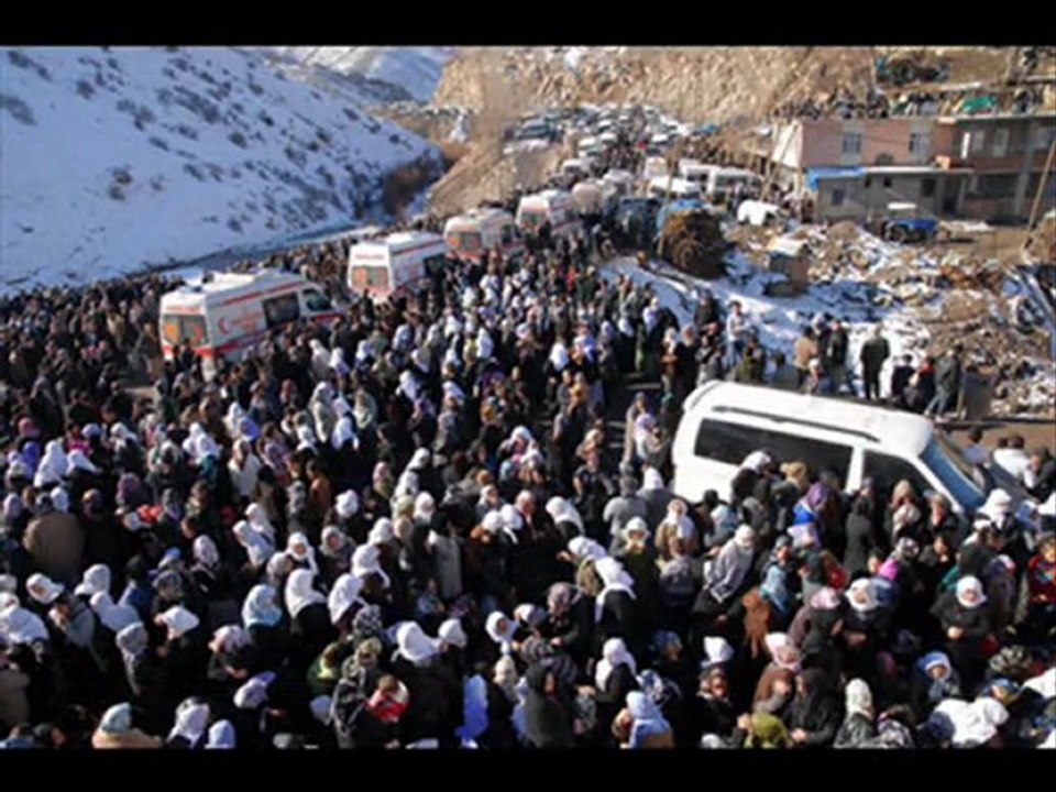 Ahmed Arif  Otuzüç Kurşun Uludere Anısına