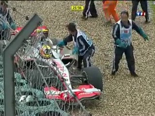 F1 2007 - Gp de Chime - Hamilton dans le gravier ! TF1