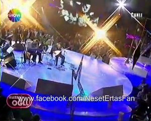 Yaşayan Efsane NEŞET ERTAŞ [Kuzeyin Oglu2011]