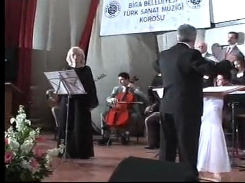 Naciye Karasu-Ayrılık ümitlerin ötesinde bir şehir