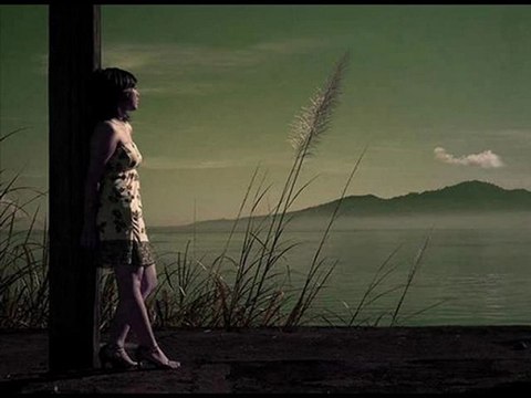 İbrahim Tatlıses Yürüyorum Dikenlerin Üstünde