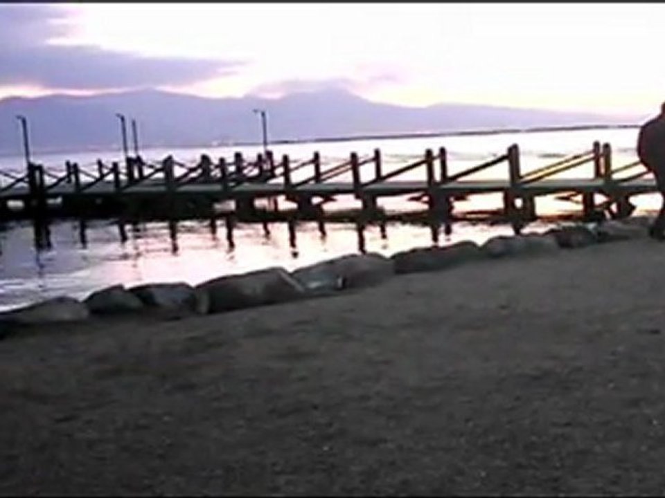 Emre Fotbolcu- klip İçim Yanar Yanar