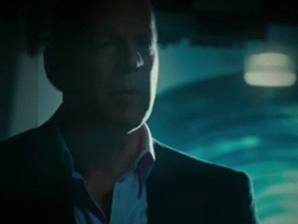 Bestmoviesclub : Expendables 2 EXCLUSIVE Extended Trailer!