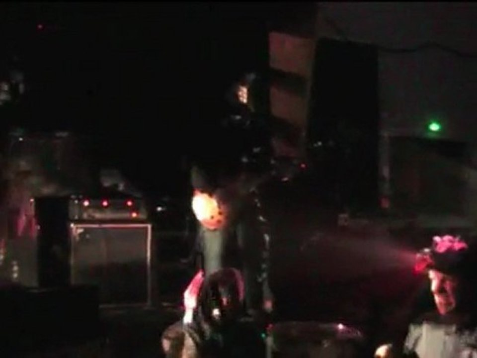 Autruche ex Makina live @ Montmartin s/mer - Réveillons-nous! - 30 décembre 2011