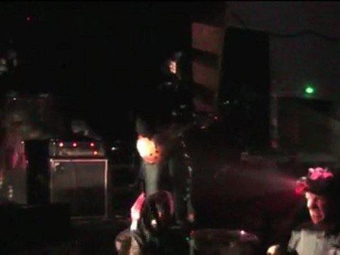 Autruche ex Makina live @ Montmartin s/mer - Réveillons-nous! - 30 décembre 2011