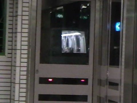 Départ d'une rame VAL206 de la station Jolimont sur la ligne A du métro de Toulouse