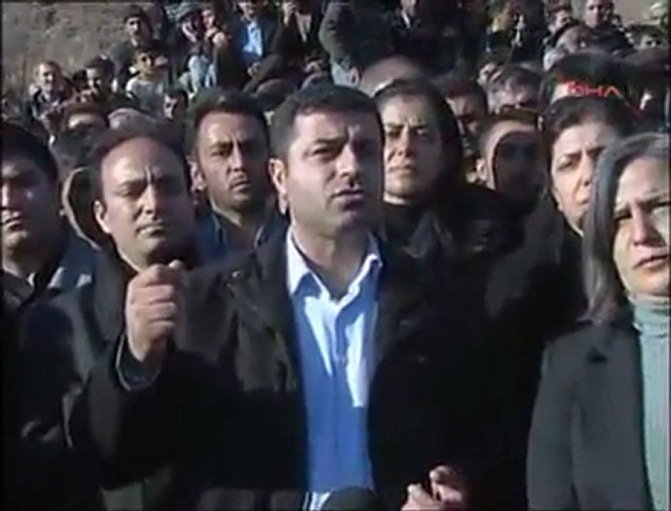 Selahattîn Demîrtaş : Bu Toprakların Adı, Kurdistan, Bu Halkın Adı, Kûrd Halkı dır.