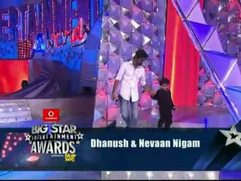 big star entertainer-31dec2011-pt4