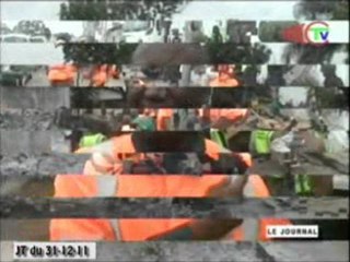 Curage d’un collecteur dans la rue Louingui à Ouenzé