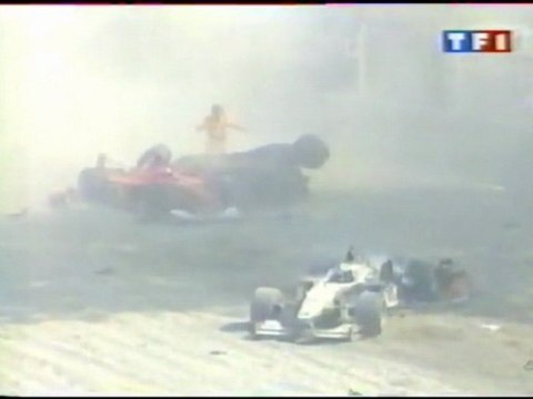 Formule 1 Italie 2000 Massive pile up en français (TF1)