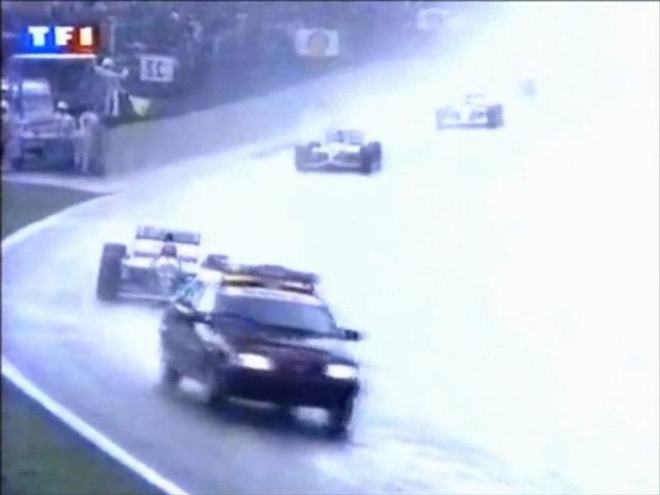 Formule 1 Bresil 1993 Rain chaos + 1er safety car en français (TF1)