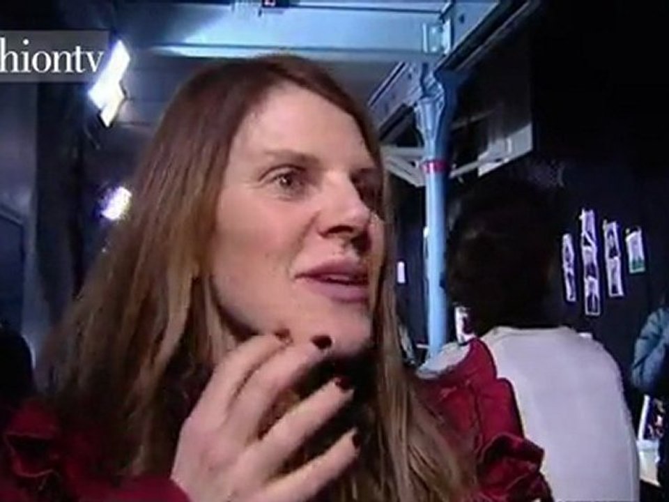 Lady Gaga Stars in Mugler Fashion Show in Paris | FTV