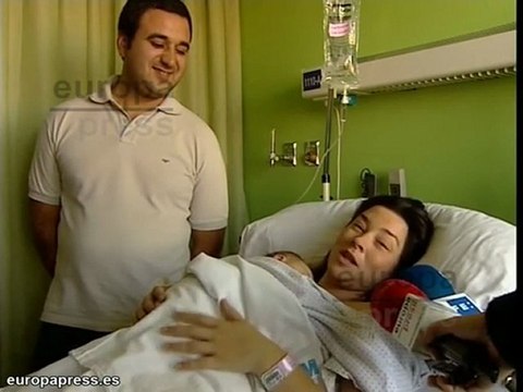 Nace la primera niña de 2012 en Madrid