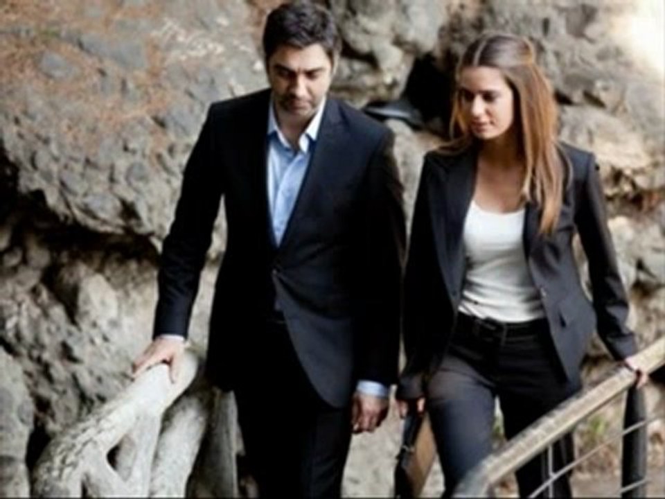 Kurtlar Vadisi Pusu - KERPİÇ KERPİÇ ÜSTÜNE (AH LEYLA) - Egemen Sekmen