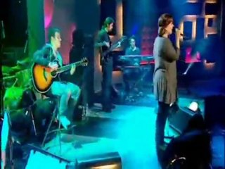 Adele - Chasing Pavements on Friday Night with Jonathan Ross on BBC 1(December 7th 2007)