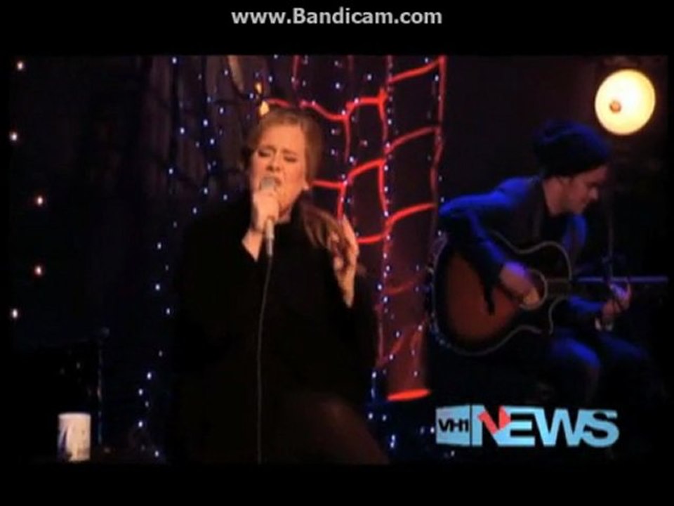 Adele - VH1 News - Turns an argument into a hit and takes the stage on MTV Hive 2011