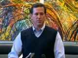 Romney leads Paul in Iowa poll, Santorum surges