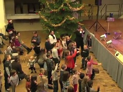 Les clowns magiciens ALO et RICO