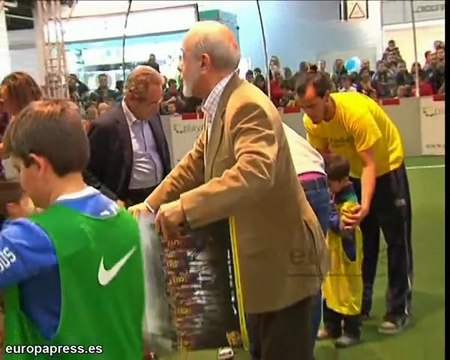 Fabregas, Fontàs y Thiago en el Salón de la Infáncia