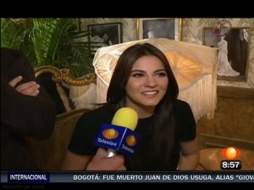 Maite Perroni - Tras cámaras Dentro De (Televisa 2011) (1N)