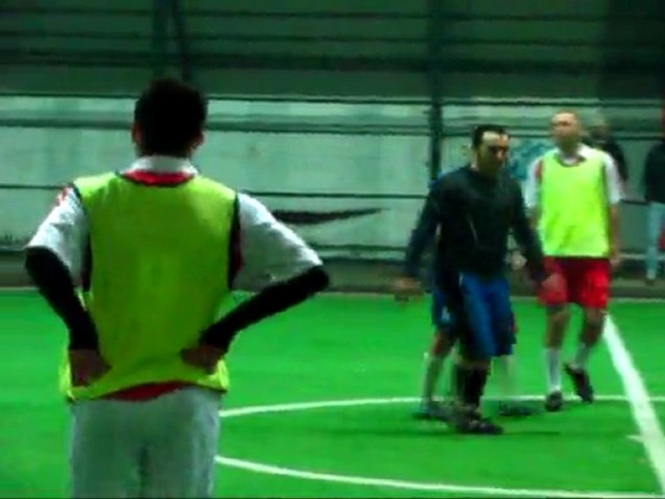 02.01 Şahinler - Cicozgücü Efsanesi