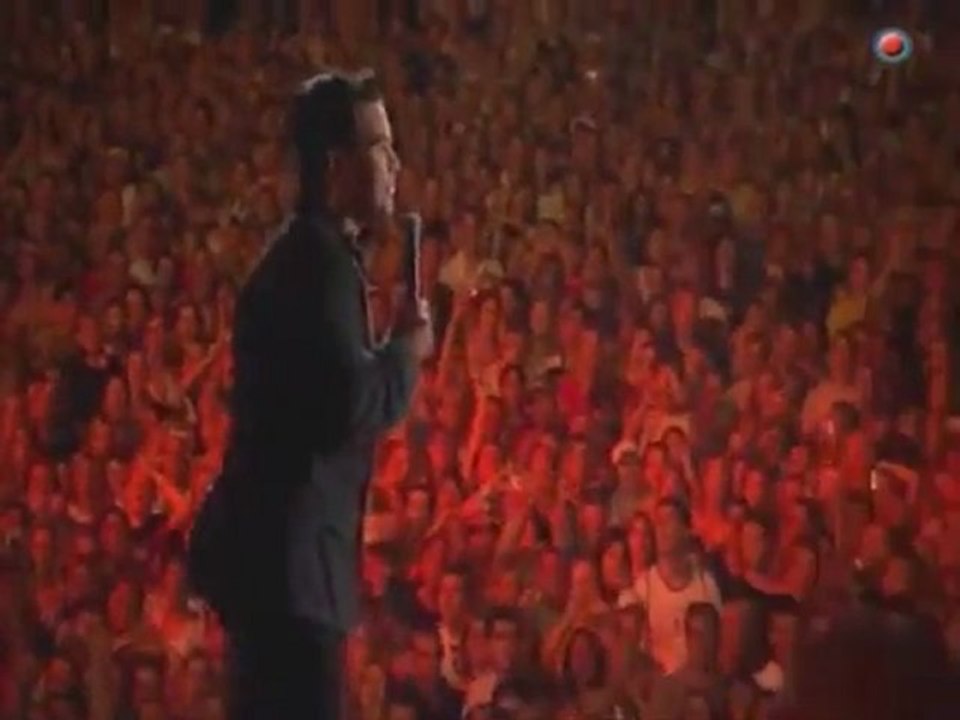 Robbie Williams - Back For Good - Live Knebworth