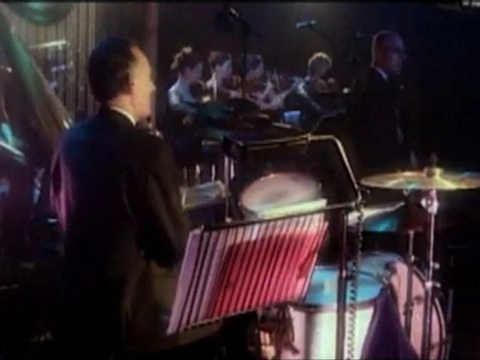 Smoke Gets in Your Eyes (LIVE) / BRYAN FERRY