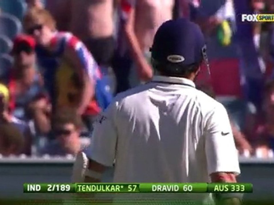 Warner strangles Tendulkar