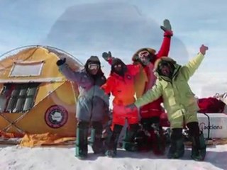 ¡La expedición al Polo Sur #accionantartida nos felicita la navidad!