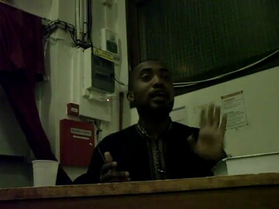 Mohamed Bajrafil - Avoir les ablutions pour invoquer ?