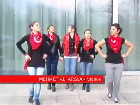 kızlardan süper harika halaylar halay @ MEHMET ALİ ARSLAN Tv