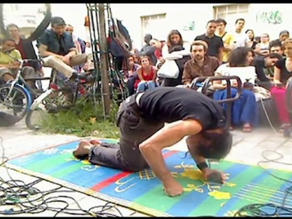 Performance Hors-Humain 15/07/2011